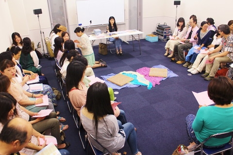 フラワーエッセンスのハートサポートシステム バッチフラワーエッセンスプロ養成講座　【集中講座】画像